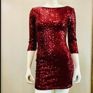 Gianni Bini 3/4 sleeve sequin dress